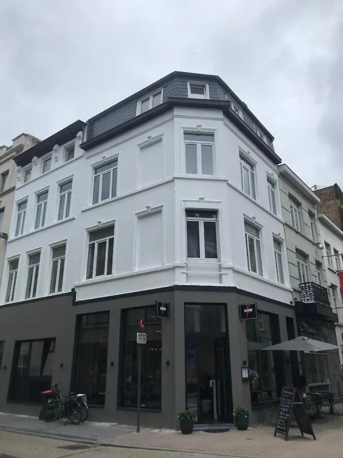 Etage 2 - Appartement In Centrum, 300M Van Zee En Gratis Parking 오스텐드 벨기에